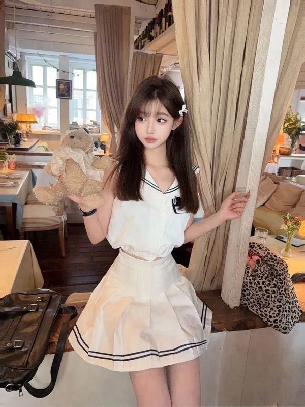 XIAO LUO